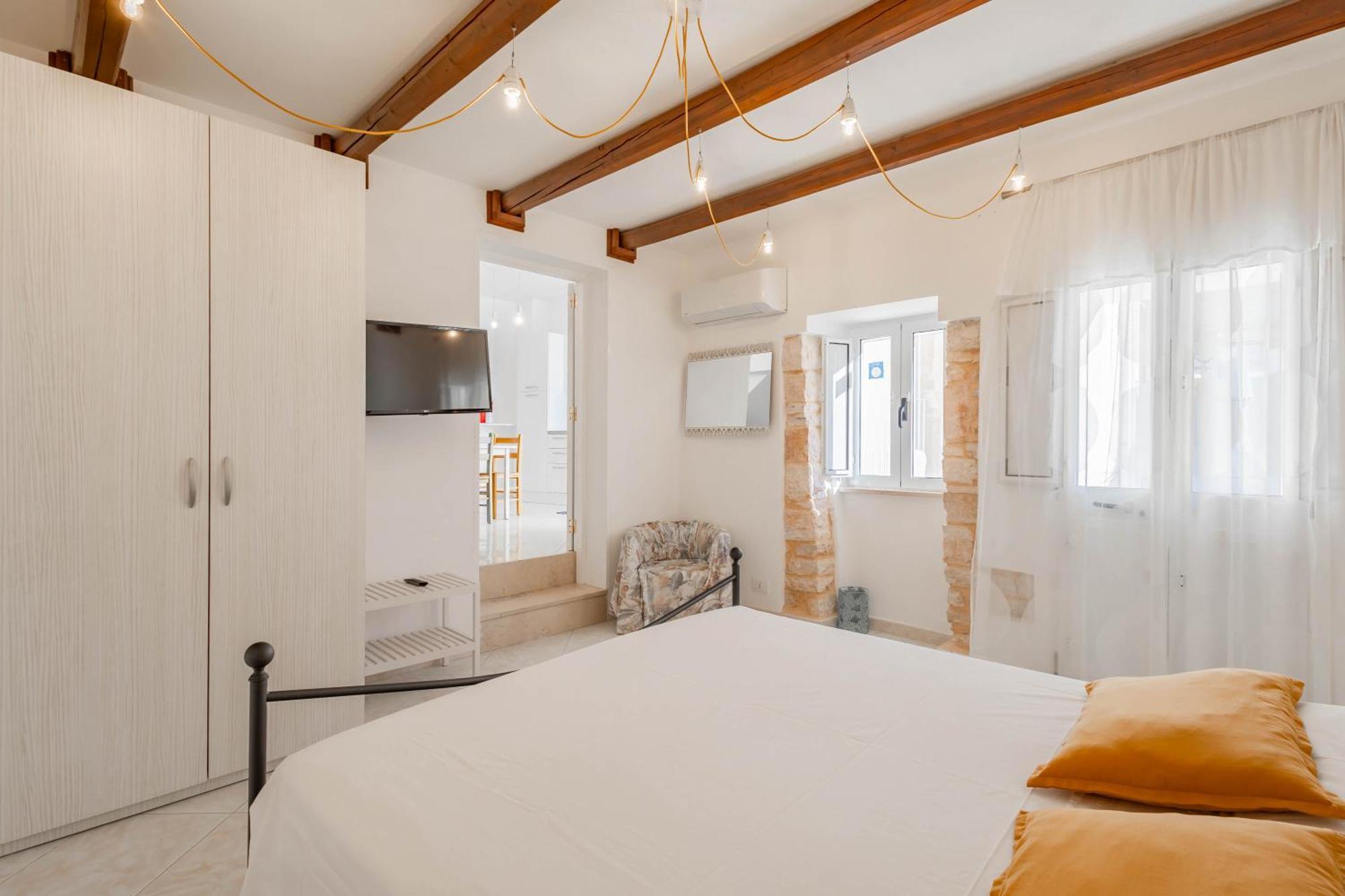 Antiche Mura Apartments"Cielo Di Puglia" -2 Matrimoniali, Cucina E Terrazzo ตูรี ภายนอก รูปภาพ
